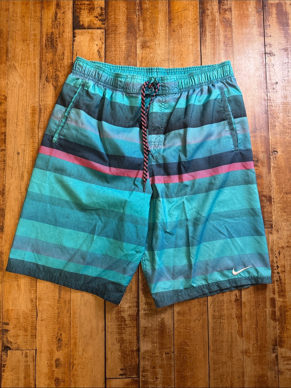 Nike Swim trunks Men Teal Pink Striped Medium Swim Trunks bathing suit